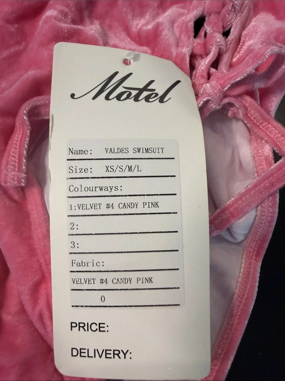 Motel Rocks velvet one